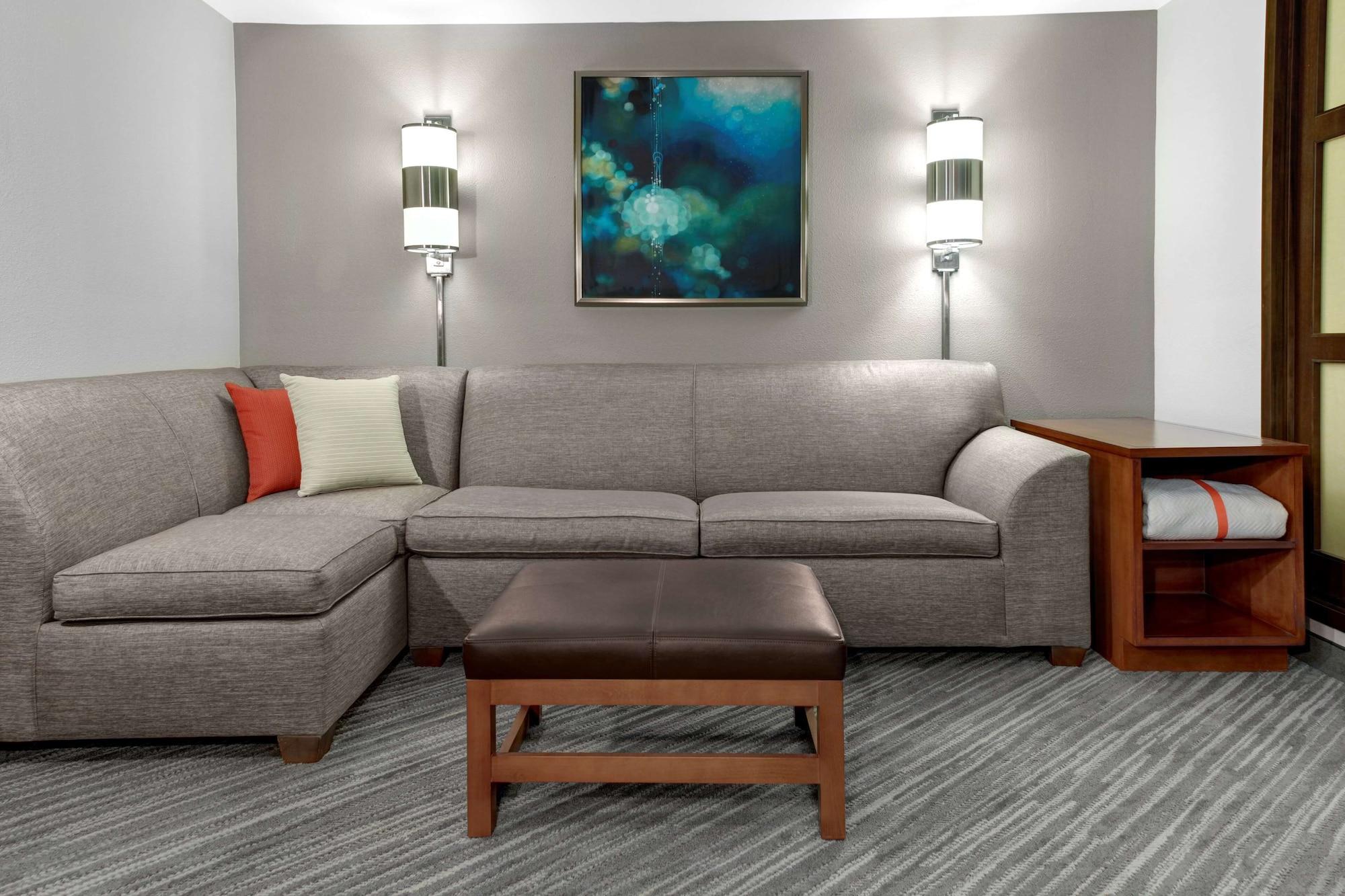 Hyatt Place Primacy Parkway Hotel 3*