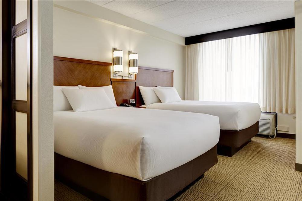 Hotel Hyatt Place Primacy Parkway 3*